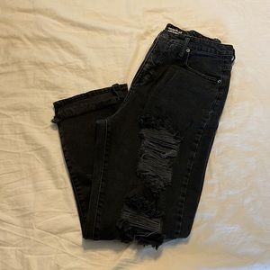 Mossimo high rise mom jean size 10/30